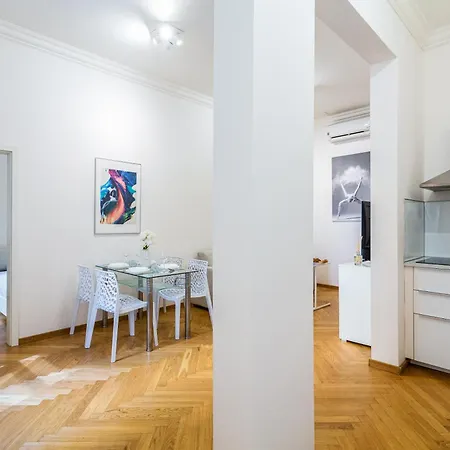 Center Wenceslas Square Premium Comfort