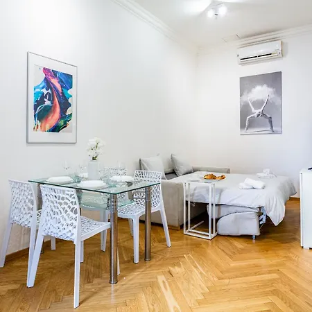 Center Wenceslas Square Premium Comfort * Πράγα