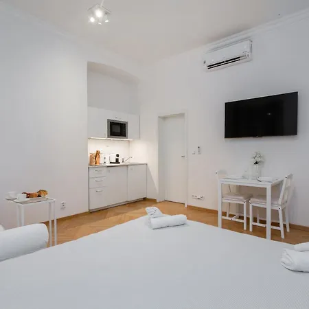 Apartament Center Wenceslas Square Premium Comfort *