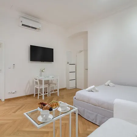 Center Wenceslas Square Premium Comfort